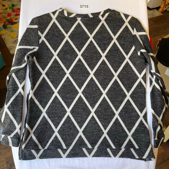 NOM Women Knit Blouse size XL Long Sleeve Crew Neck Stretchy Plaid Black & White - Picture 9 of 9